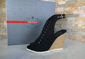 scarpe prada con zeppa