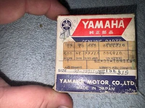 NOS Yamaha OEM Piston Ring Set STD 1968-1969 YG5 5T8-11601-00 - Picture 1 of 4