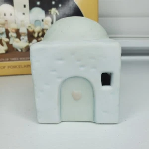 Precious Moments 1 of Three Buildings with No Palm Tree E-2387 Nativity Scenery  - Picture 1 of 7
