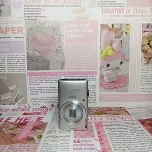 Canon IXUS140/ELPH130IS Silver-Smart IS, BSI-CMOS, Sleek, Silver Portable Camera - Picture 1 of 2