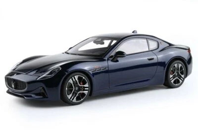 Maserati Granturismo FOLGORE 2023 1/18 scale BLU NOBILE w/Case by BBR #P18240BV - Image 1 of 4