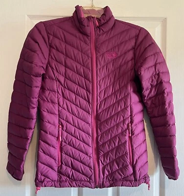 Chaqueta acolchada Mountain Hardwear Q-Shield 650 plumón púrpura/rosa XS para mujer Foto 1 de 4