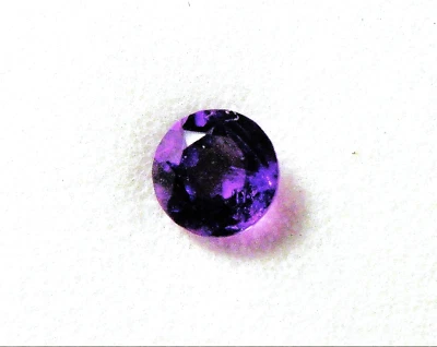 B - C grade 4 mm ROUND CUT DARK PURPLE SOUTH AFRICA AMETHYST GEMSTONE - Image 1 of 2