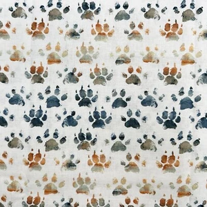Tela con estampado de pata de perro - Tela artesanal con estampado de pata de animal marrón gris carbón - Imagen 1 de 7