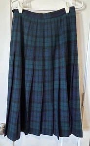Vintage Women 100% Virgin Wool Authentic Black Watch Tartan Skirt Sz 8 - Picture 1 of 11