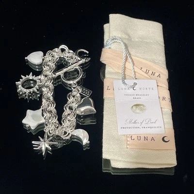 "Pulsera Luna Norte tono plata dije broche de palanca madreperla 6,5"" nueva con etiquetas" Foto 1 de 4