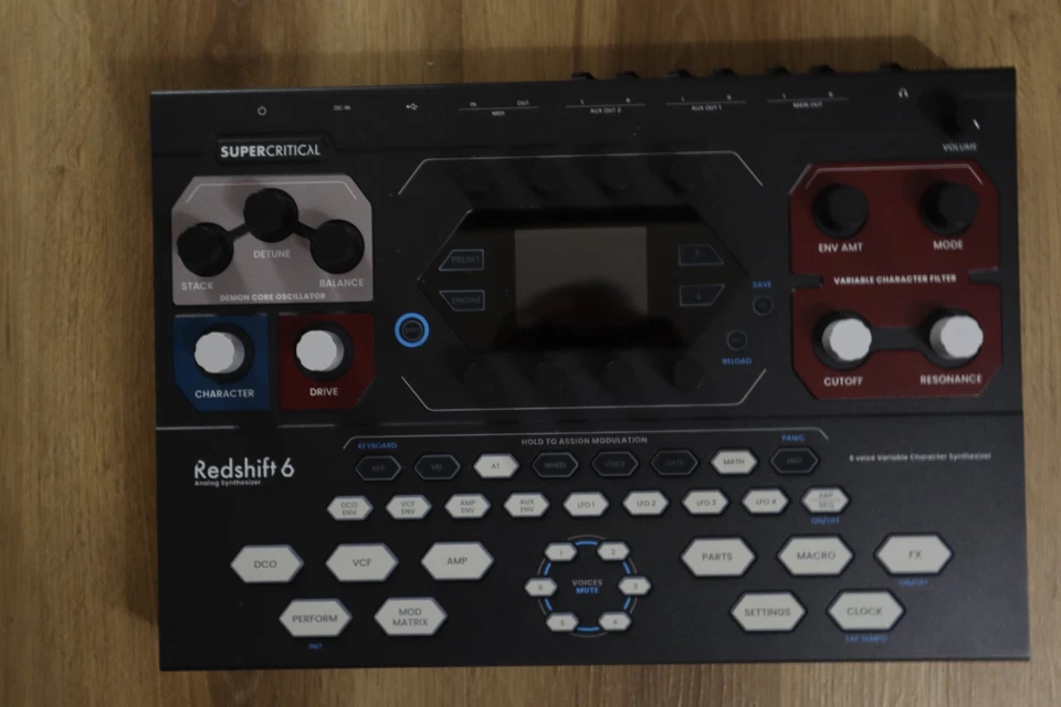 Supercritical Synthesizers Redshift 6 Analogsynthesizer - Bild 1 von 1