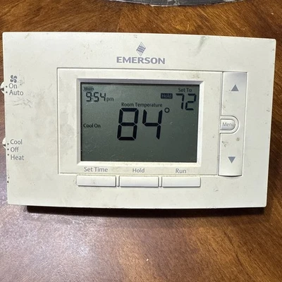 Emerson Sensi  Wi-Fi Programmable Thermostat  Model UP500W - Image 1 of 4