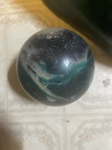 Juego de 4 bolas de boliche vintage con candelabro con bolsa verde/blanco/negro patrón de remolino - Imagen 1 de 9