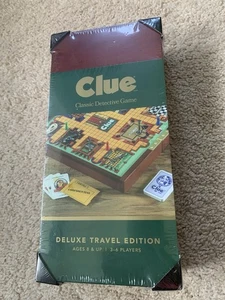 NUEVO Juego Clue Classic Detective, Edición de Viaje Deluxe en Estuche Plegable de Madera - Imagen 1 de 7