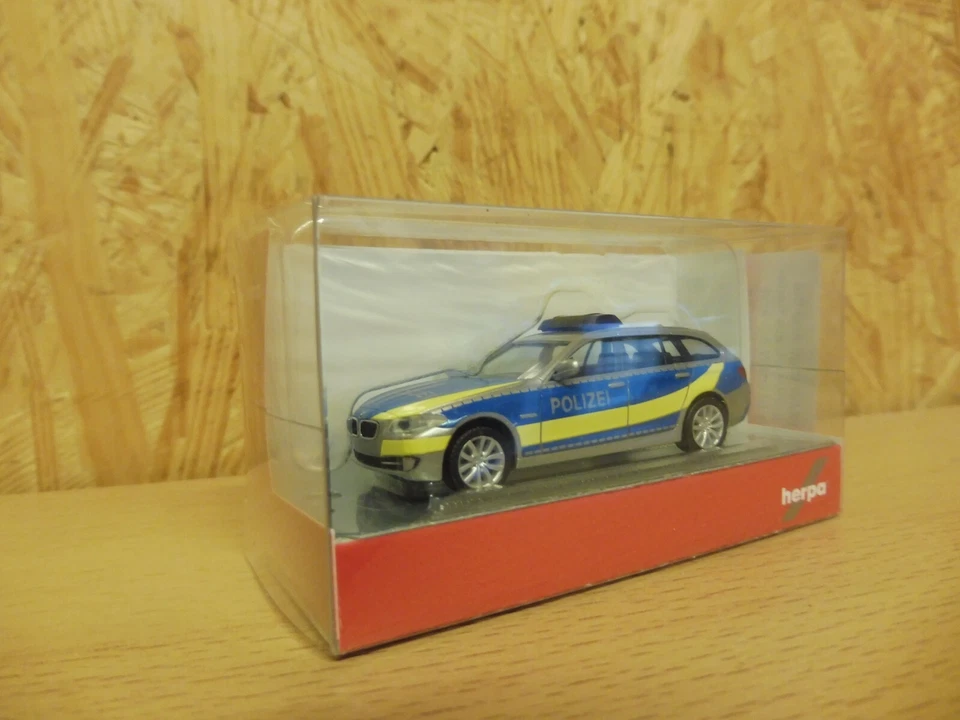 Herpa BMW 5er Touring " Police Fédérale ", No. 0095600 - Photo 1/1
