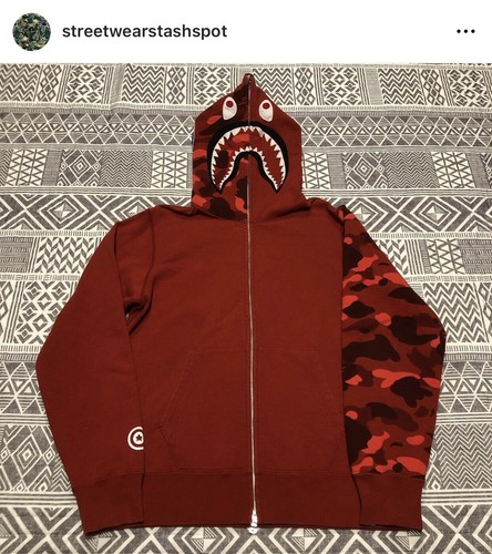 A BATHING APE (BAPE) Felpa con cappuccio e zip intera A Bathing Ape Bape 1st Camo Shark taglia media