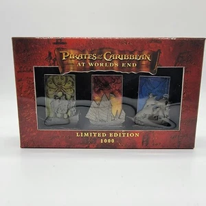 Disney Pin Trader WDW Pirates of the Caribbean At World's End Boxed Set LE 1000 - Picture 1 of 6