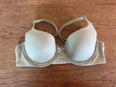 Victoria's Secret Smooth Green 38C Body By Victoria Lightly Lined Demi Bra - Image 1 of 2