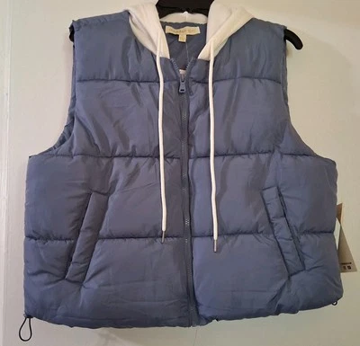 Madden Girl Blue Puffer Vest with Ivory Hood Size Large Brand New With Tags  - Image 1 of 3