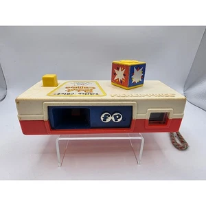 Vintage Fisher Price Pocket Camera #464 Toy with Picture Block - Picture 1 of 5