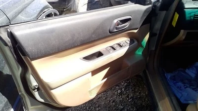FORESTER  2005 Front Door Trim Panel 30681204 Foto 1 de 4