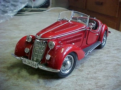 RARE 1936 Auto Union Wanderer 25K Kompressor in RED  1/24 Limited CMC GERMANY - Image 1 of 4