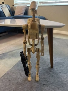 Disney Star Wars: Galaxy's Edge Droid Depot B1 Series Interactive Battle Droid - Picture 1 of 10