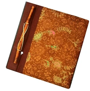 Fairtrade 6 x 4 size photo album with beautiful paisley textile cover - Picture 1 of 5