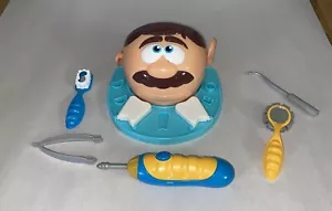 Pre-Owned Play-Doh Dentist Set Play Dough Mini Doctor Drill ‘n Fill Model - Picture 1 of 7