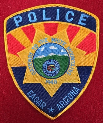 PARCHE POLICIAL EAGAR ARIZONA POLICE Puerta de entrada a las Montañas Blancas Foto 1 de 2