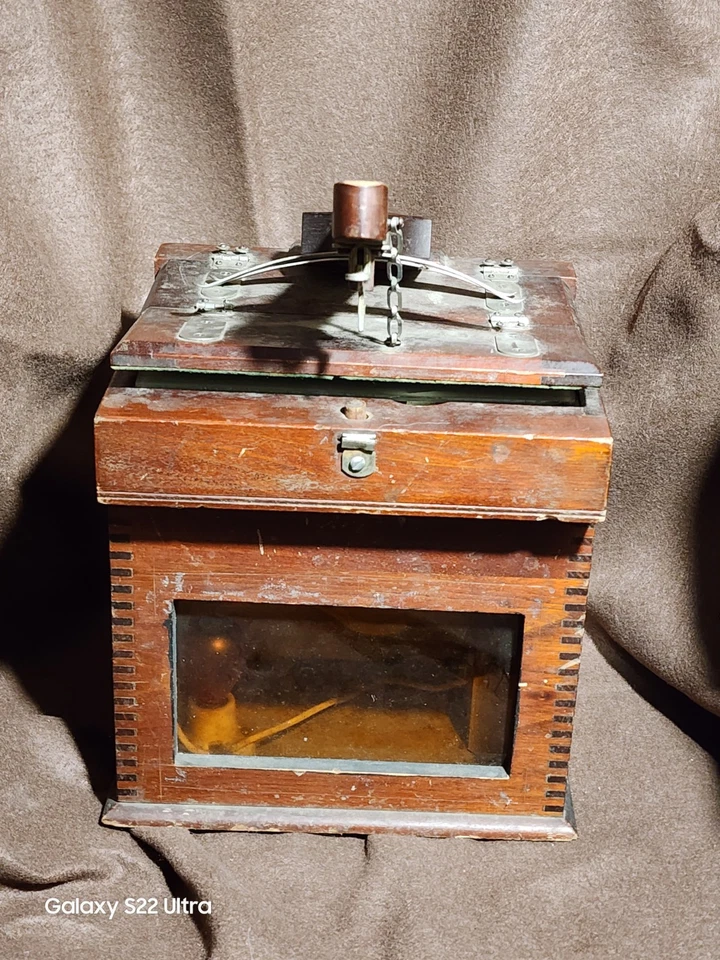 Caja de madera para desarrolladores Ansco años 20 hecha en Nueva York Foto 1 de 4