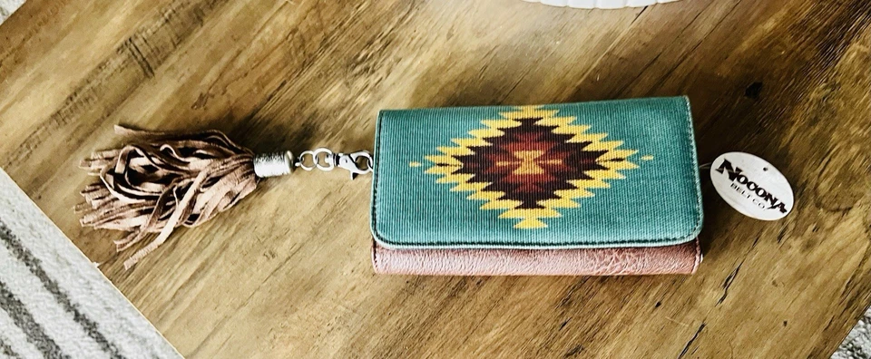 Nuevo bolso sin asas tipo billetera con estampado azteca Nocona occidental suroeste Foto 1 de 4