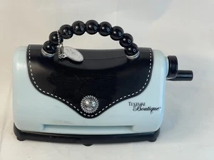 Máquina de estampado Sizzix Texture Boutique estilo monedero máquina azul bebé - Imagen 1 de 5
