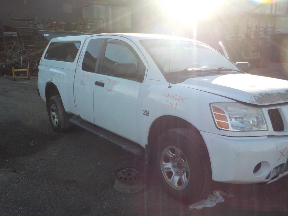 Interruptor de encendido usado se adapta a: Nissan Titan 2004 cambio de columna grado A Foto 1 de 4