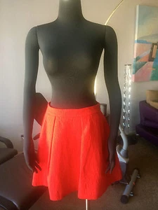 AUTÉNTICA MINIFALDA PLISADA JACQUARD ROJA BRILLANTE 100 % ALGODÓN ARMANI EXCHANGE Talla 2 NUEVA SIN ETIQUETAS - Imagen 1 de 8