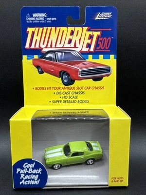 1999 Johnny lightning GREEN CHEVY CAMARO Thunderjets 500 Pull Back CAR SNAP BODY - Image 1 of 4