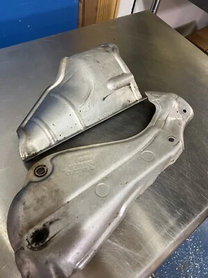 Volvo S60R 2004 protectores térmicos OEM 08658224 y 30650398 Foto 1 de 3