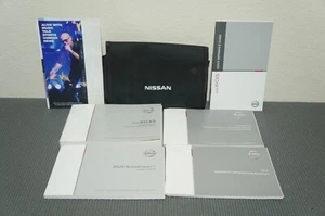2020 NISSAN KICKS OWNERS MANUAL WITH NAVIGATION CASE AND LITERATURE FREE SHIP - Picture 1 of 2