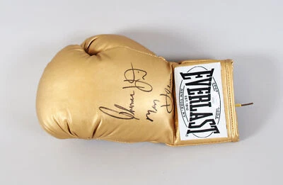 Thomas Hearns Signed Boxing Glove - COA JSA - Image 1 of 4