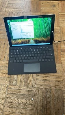 Microsoft Surface Pro 3,  i5-4300U ,4GB RAM 128GB - Image 1 of 3