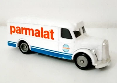 PARMALAT MAN VAN - Corgi - modellino automobile diecast furgone consegne - Immagine 1 di 4
