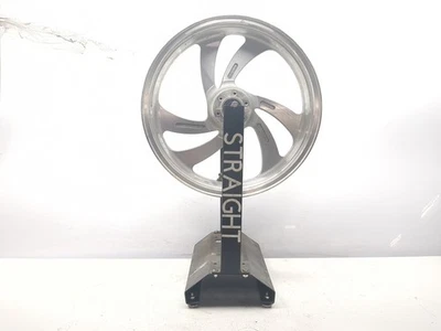 Llanta trasera Victory Kingpin 04-12 recta 18x5,0 Foto 1 de 4