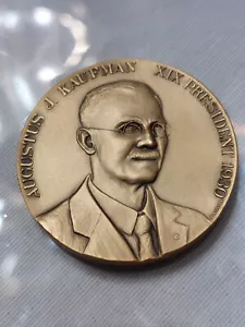 MEDAGLIA PRESIDENTI ASSOC NUMISMATICA ROCHESTER 1930 - Foto 1 di 2