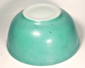 Tazón de anidación mezclador verde primario Pyrex #403 2 1/2 cuartos de cuarto EE. UU. cocina de mediados de siglo - Imagen 1 de 4