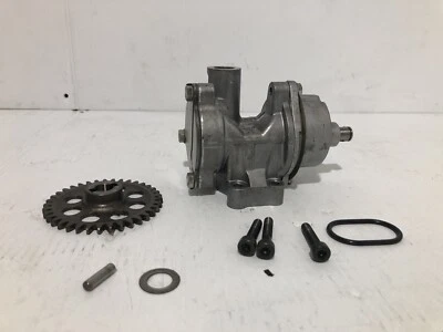 2004 Suzuki GSX Katana 600 Oil Pump And Gear (OEM) Foto 1 de 4