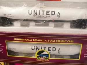 BRAND NEW 2 PACK MTH # 20-96807 UNITED 33K GALLON TANK CARS PREMIER O SCALE 0-42 - Picture 1 of 7