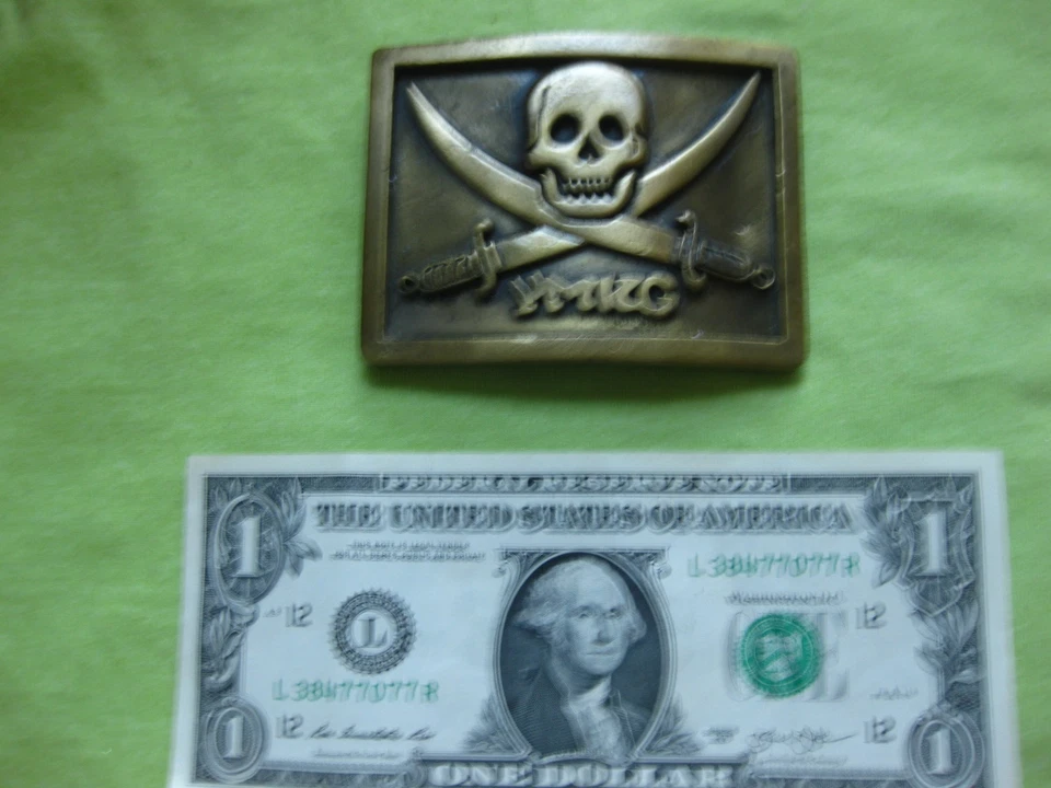 YMKG FIVELA DE CINTO TAMPA YE MYSTIC KREWE GASPARILLA NAVIO ESPÓLIO TESOURO DESFILE - Imagem 1 de 1