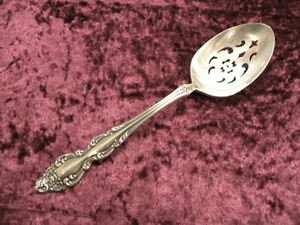 BAROQUE ROSE Pierced / Slotted Serving Spoon 1881 Rogers Oneida Ltd FINE - Picture 1 of 4