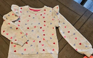 NEW Isaac Mizrahi Girls' Sweatshirt – Gray, Hearts & Ruffle Sleeves, Size 4 - Picture 1 of 1
