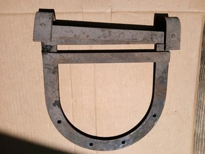 Antique Old Horseshoe U Shaped Cast Iron Barn Door Roller Hanger USA - Picture 1 of 4