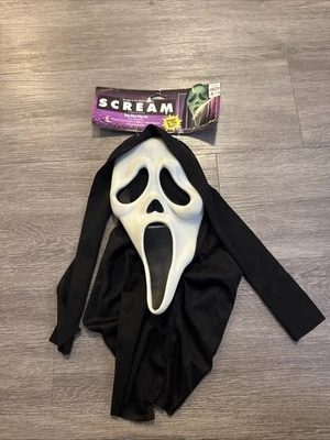 1997 EASTER UNLIMITED FUN WORLD GHOST FACE MASK SCREAM NWT Vintage Glow In Dark - Image 1 of 4