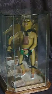 ESTATUA JAPONESA WILFORD TEWAWAINA ""TSUKU PAYASO"" EN ESTUCHE ESPEJO DE VIDRIO PERSONALIZADO - Imagen 1 de 12