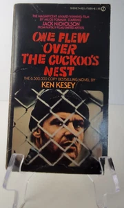 One Flew Over the Cuckoo's Nest Paperback Ken Kesey Vintage Jack Nicholson - Picture 1 of 12