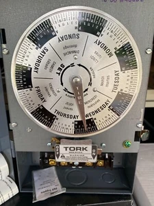 Interruptor de hora de 7 días NSI Industries W400BL - NUEVO - Imagen 1 de 8